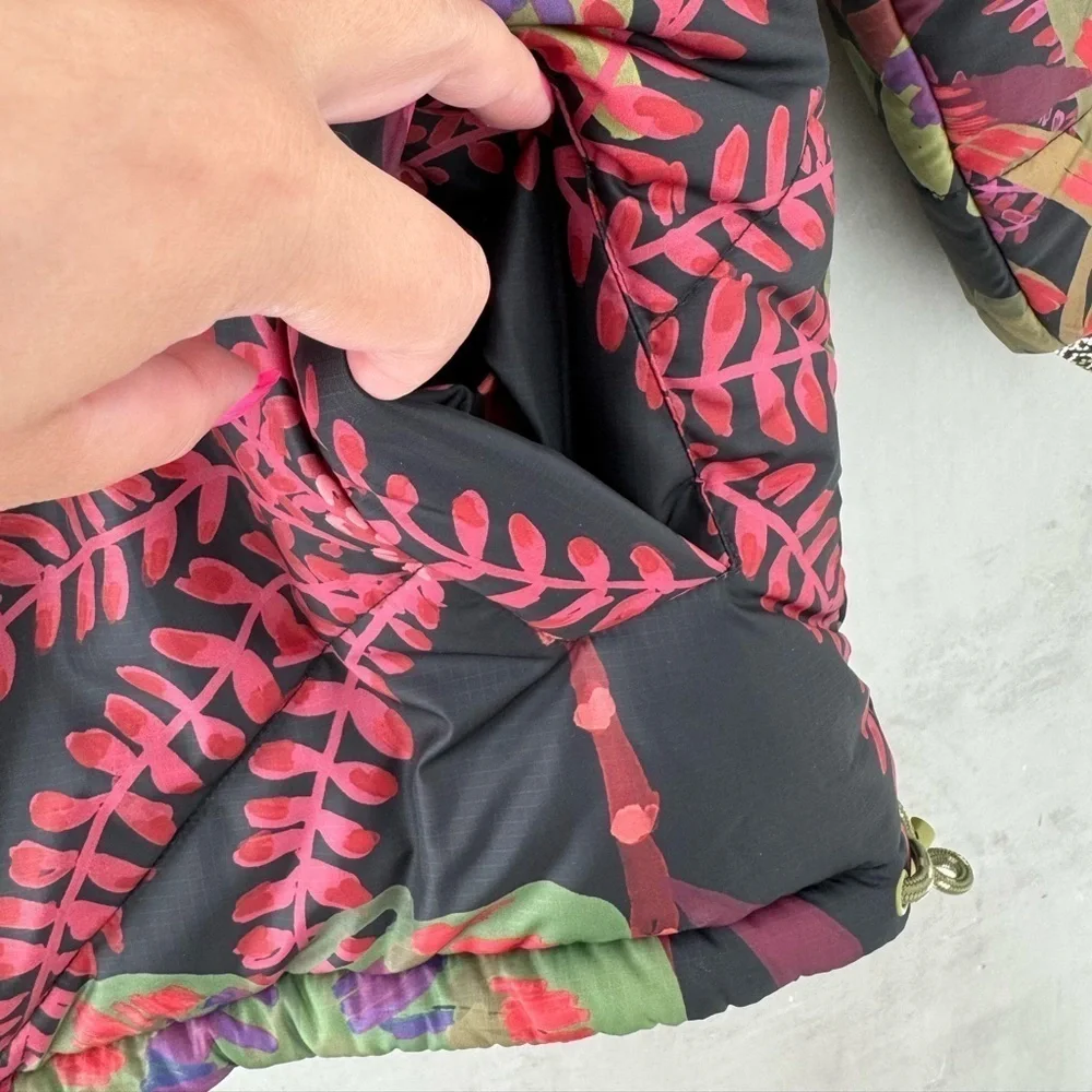 FARM RIO Tropical Rauti Puffer Jacket - Picture 15 of 16